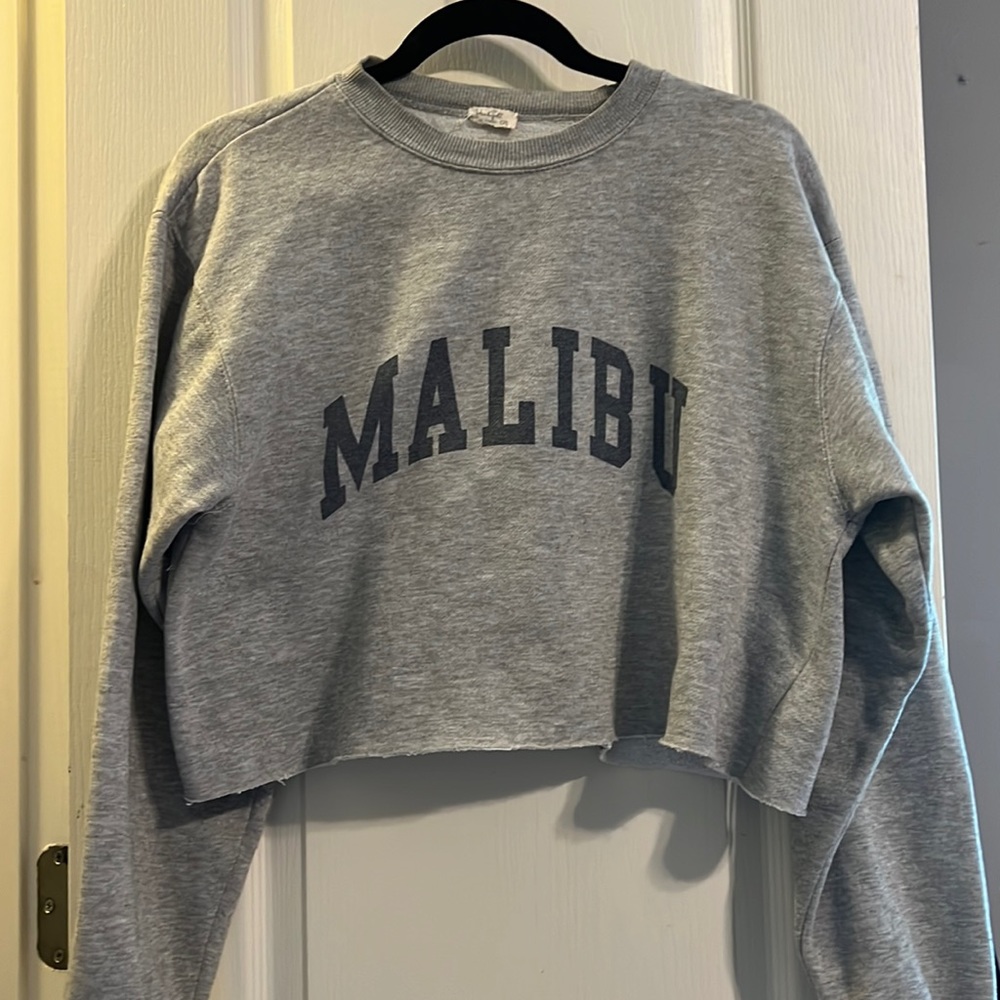 Cropped sweatshirt